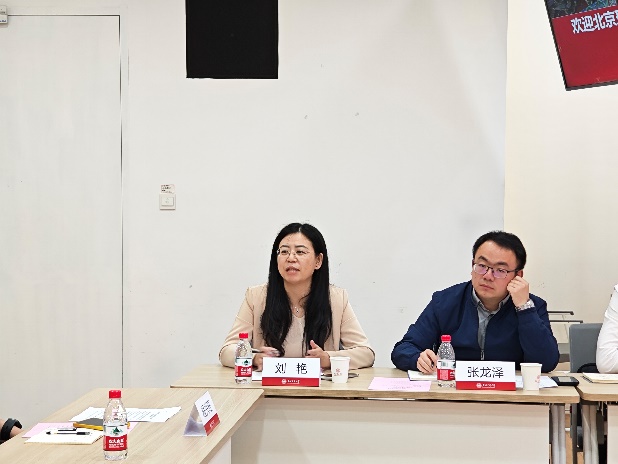D:\学科评估\2021年本科教学评估\9月份专家进校\北京理工大学来访\会议照片\883c4411237a4b59acebe5d84df34cd.jpg