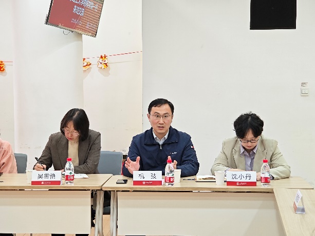 D:\学科评估\2021年本科教学评估\9月份专家进校\北京理工大学来访\会议照片\75d75c55bc0ab5f80930a7b54bd34e1.jpg