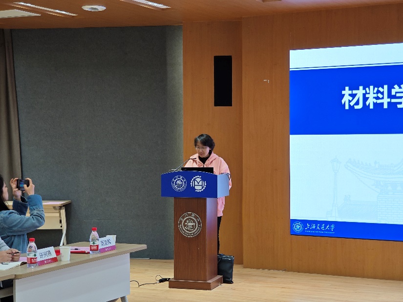 D:\学科评估\2021年本科教学评估\9月份专家进校\北京理工大学来访\会议照片\2280db59e08f0edc48586cedd623d89.jpg